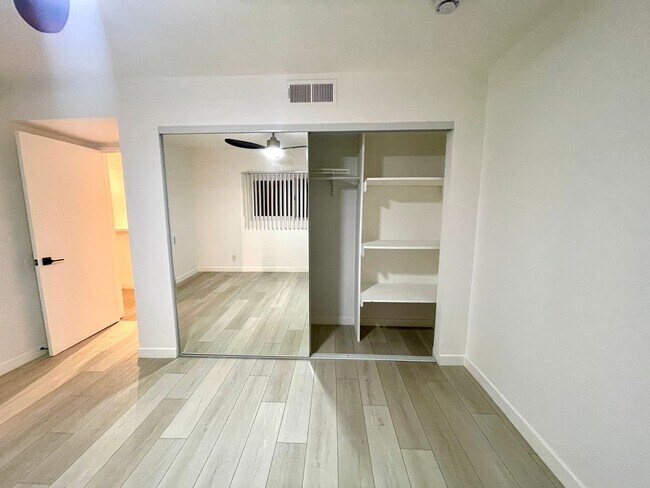 Building Photo - Modern 1-Bedroom Apartment in Gated Van Nuys Community – Fully Remodeled!