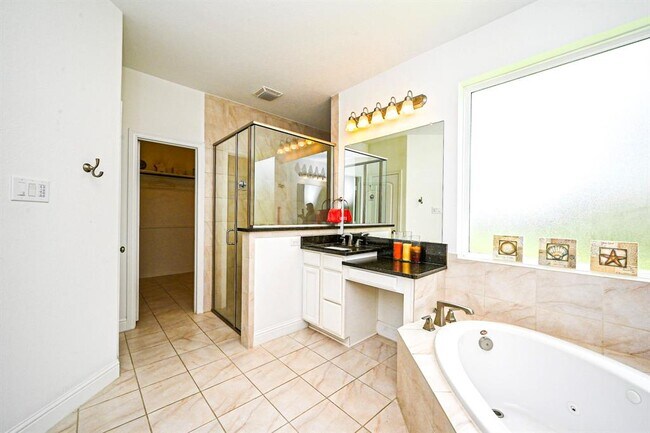 Building Photo - 6326 Grand Drift Ct