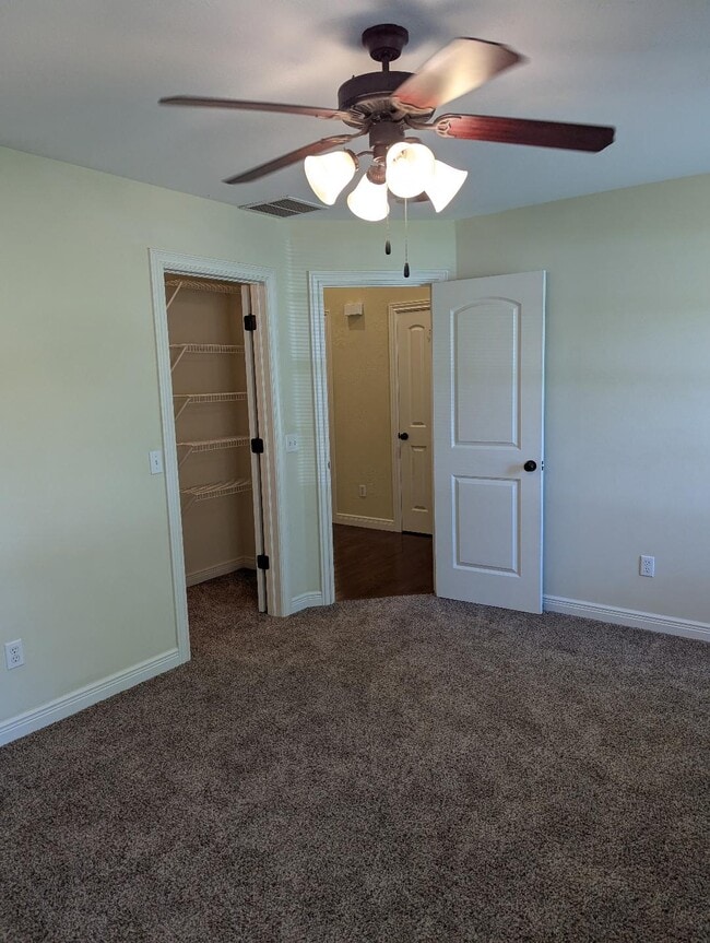 Building Photo - 530 Highlandville Rd