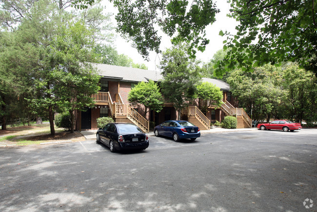 Primary Photo - Bonham Place Apartments
