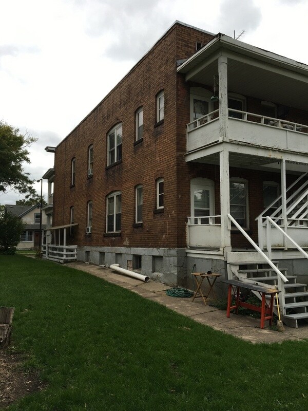 Building Photo - Wilson Avenue Apartments