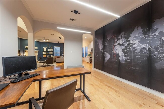 Building Photo - 2808 Canyon Valley Run