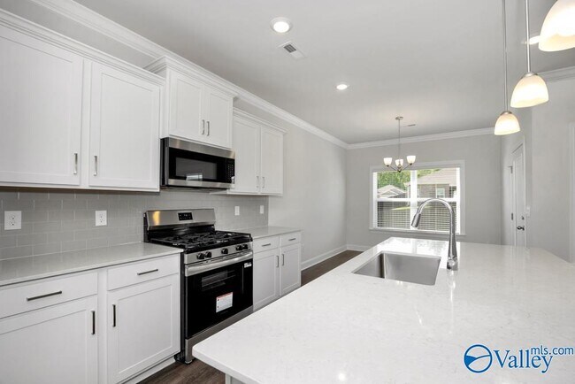 Building Photo - 23354 Worcester Ln