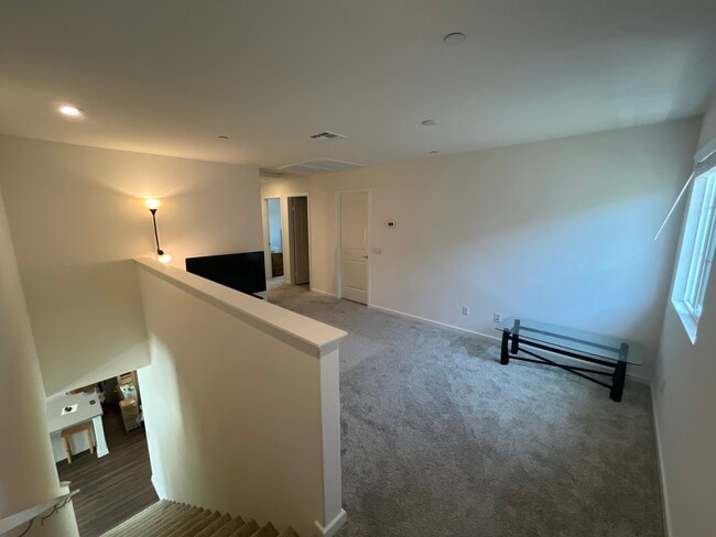 Building Photo - 24943 Dassault Ct