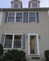 Building Photo - 37 Glen Ave