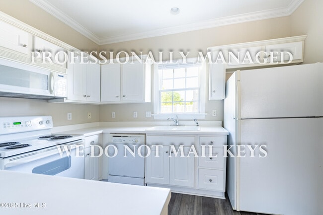 Building Photo - 161 Irene Ct