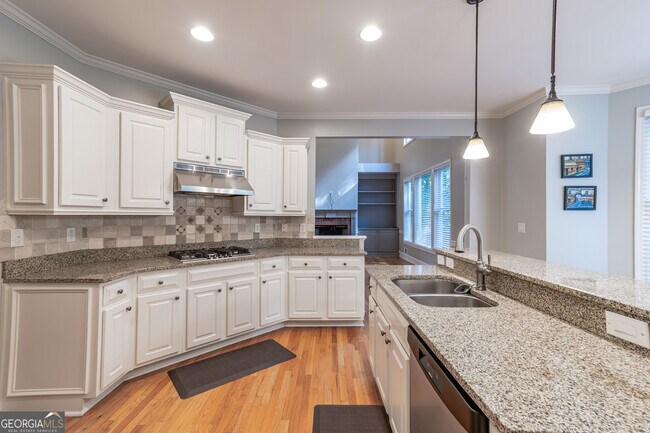 Building Photo - 651 Briarleigh Way