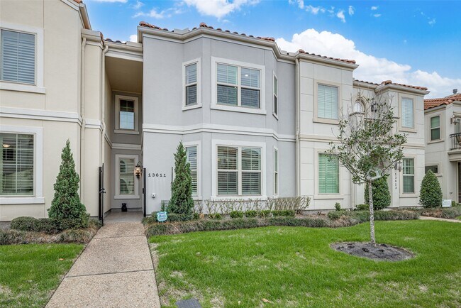 Primary Photo - 13611 Teal Bluff Ln