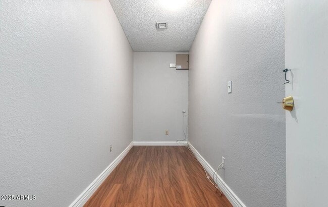 Building Photo - 1811 S 39th St