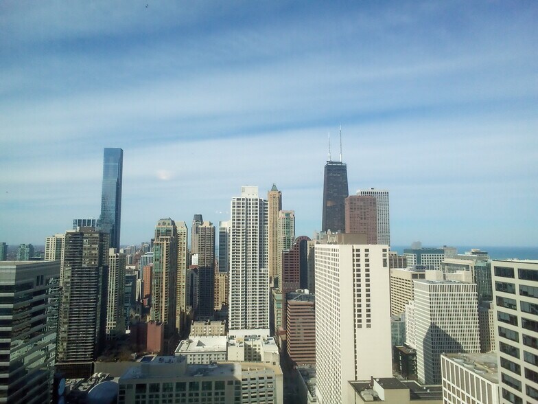 Building Photo - 405 N WABASH