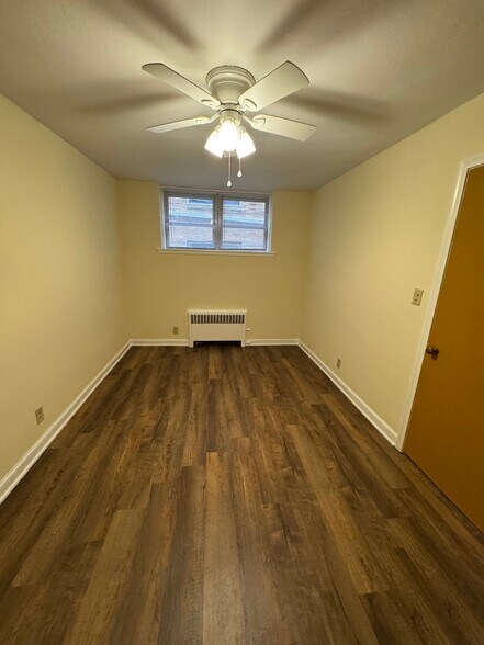 Building Photo - 705 Snelling Ave S