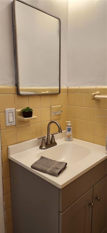 Building Photo - 6335 Alaska Ave