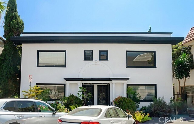 Building Photo - 10 Esperanza Ave