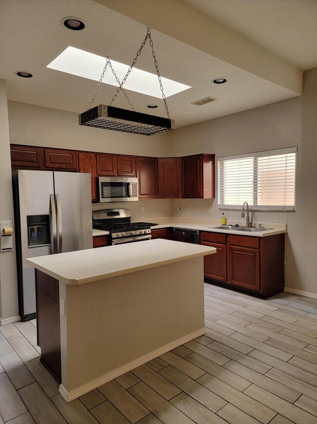 Building Photo - 4928 Costa Maresme Dr NW
