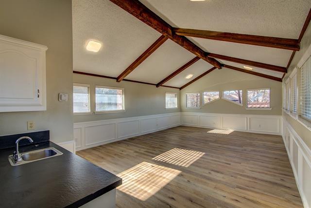 Building Photo - 225 Sovereign Ct