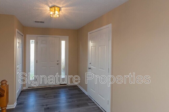 Building Photo - 506 Waters Cove Ct