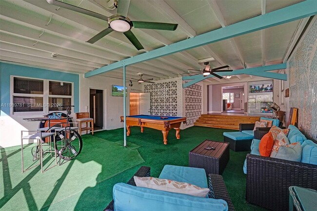 Building Photo - 529 NW 8th St