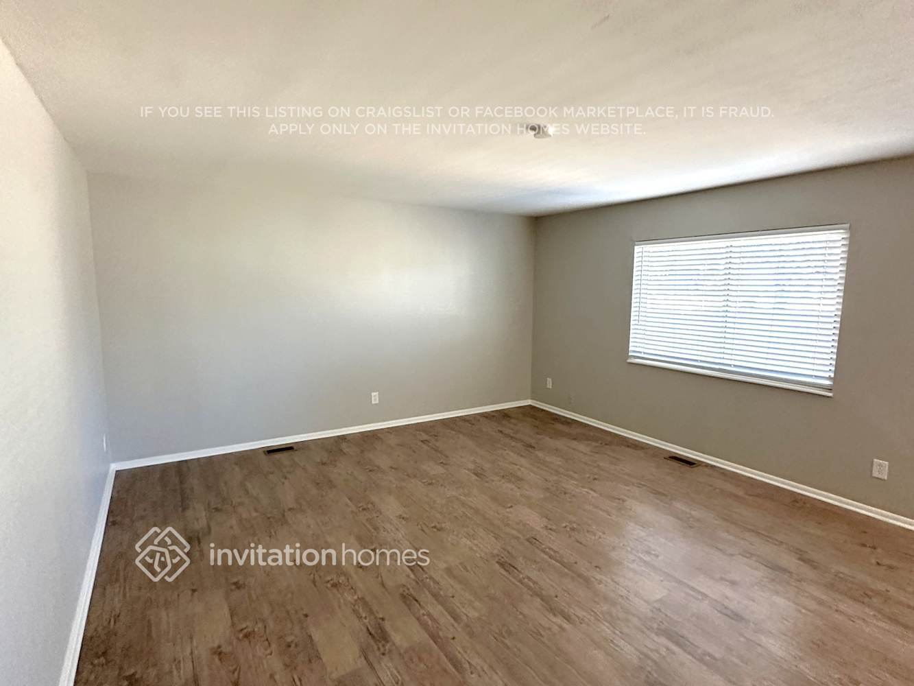 Building Photo - 2643 S Richfield St