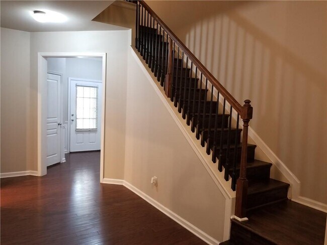 Building Photo - 5930 Vista Brook Dr
