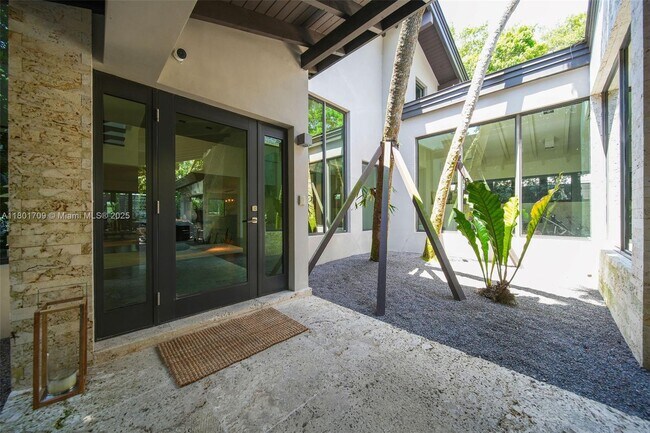 Building Photo - 4086 El Prado Blvd