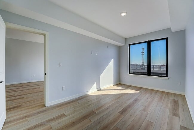 Building Photo - 1112 E Berks St