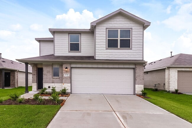 Primary Photo - 17335 Ridge Dr