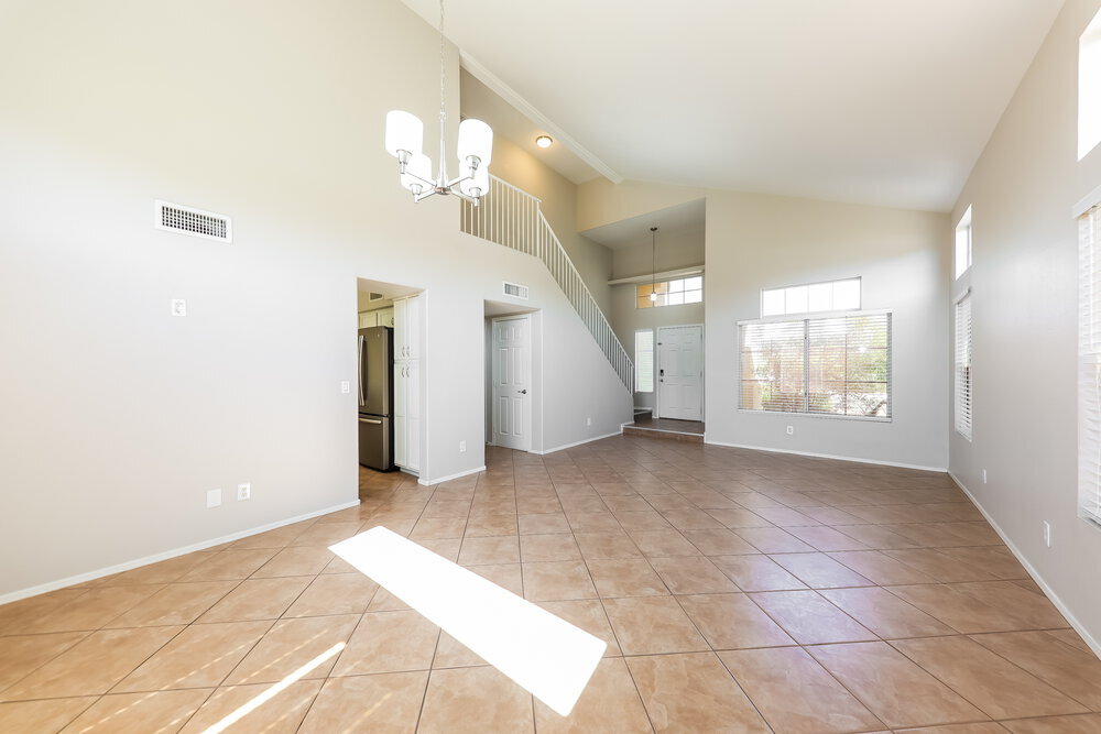 Building Photo - 5203 W Kristal Way