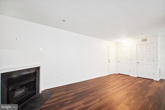 Building Photo - 2155 Scotts Crossing Ct