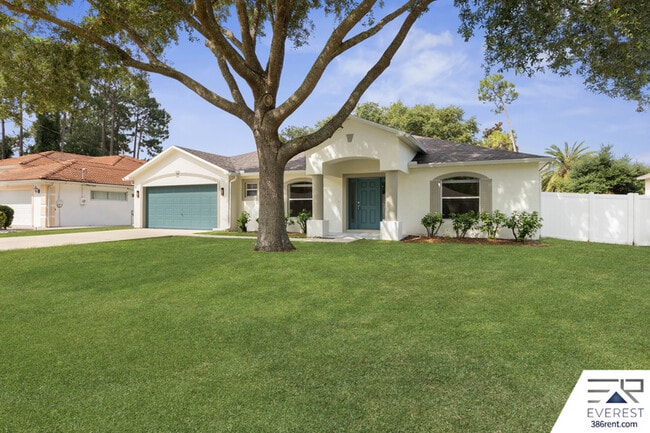 Building Photo - 242 Boulder Rock Dr