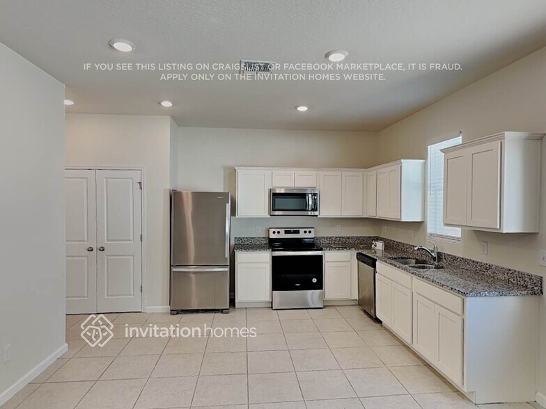 Building Photo - 1080 Cades Cv Wy