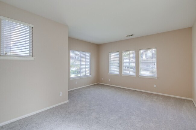Building Photo - 3987 Via Cangrejo