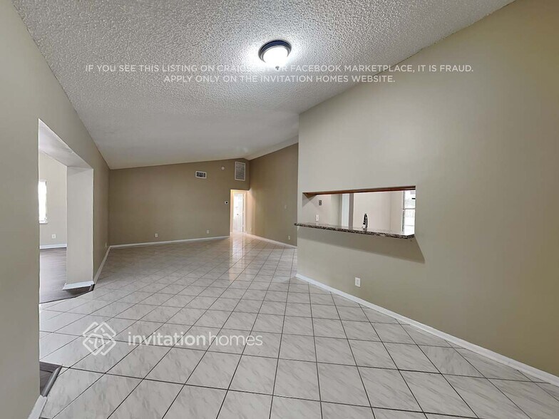 Building Photo - 9314 Southampton Pl