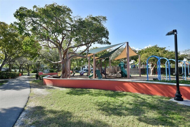 Building Photo - 170 Ocean Ln Dr