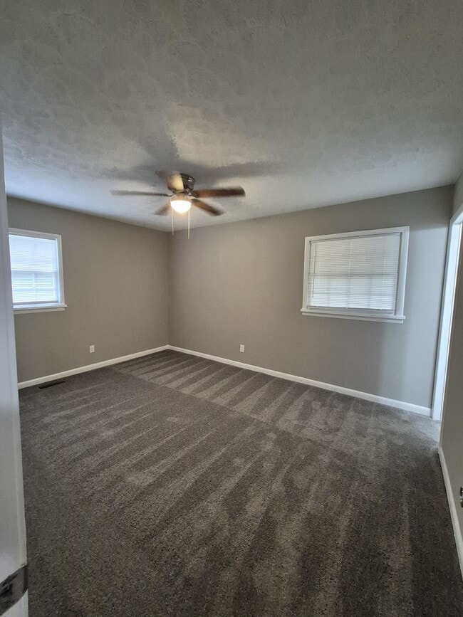 Building Photo - 1151 Bouldercrest Cir