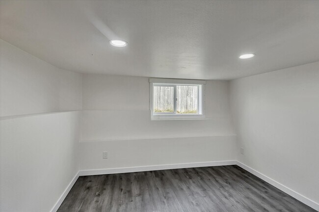 Building Photo - 3606 49th Ave SW