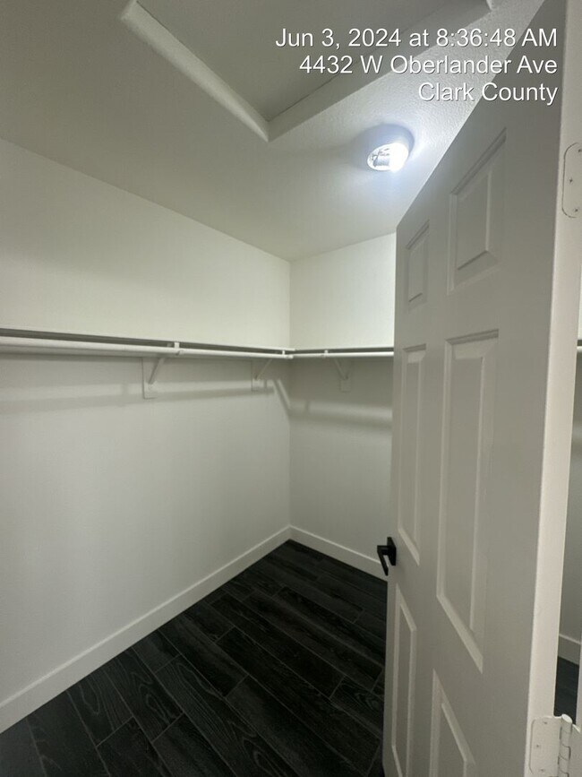 Building Photo - Upgraded 3 Bedroom Home in North Las Vegas...