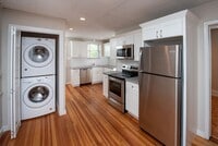 Building Photo - 19 Warsaw Ave