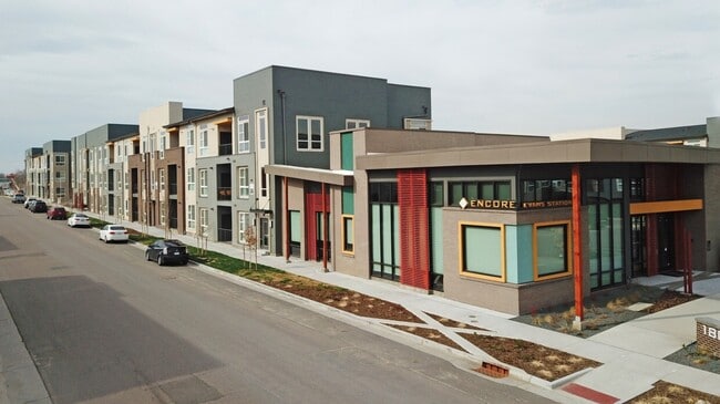 Building Photo - 1805 S Bannock St