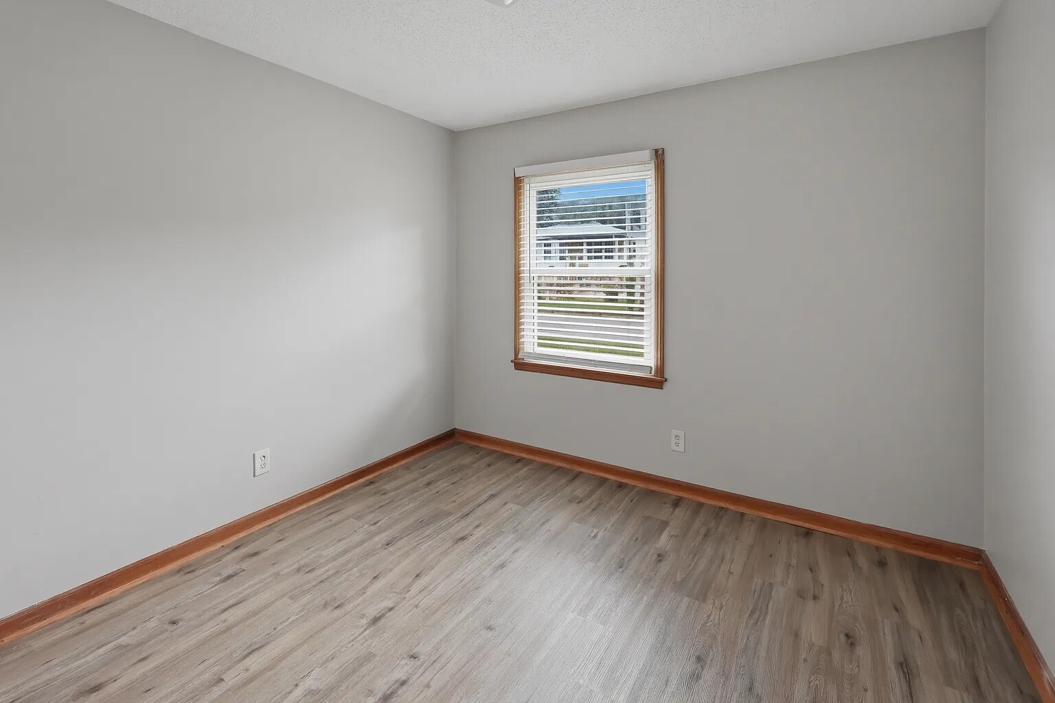 Building Photo - 4442 Millvale Dr SW