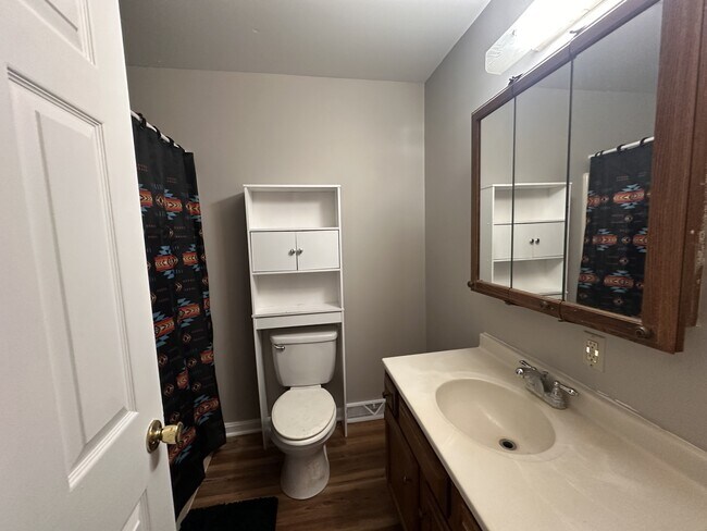 Building Photo - 1346 Nadenbousch Ln