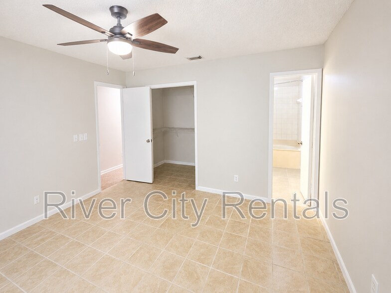 Building Photo - 849 Candleknoll Ln