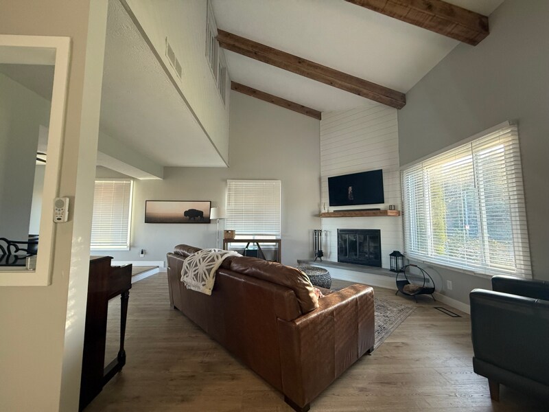 Building Photo - 2305 S 165th St