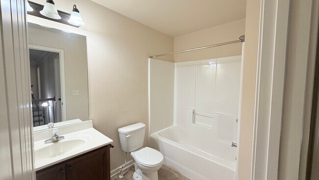 Building Photo - 590 Summerstone Ln