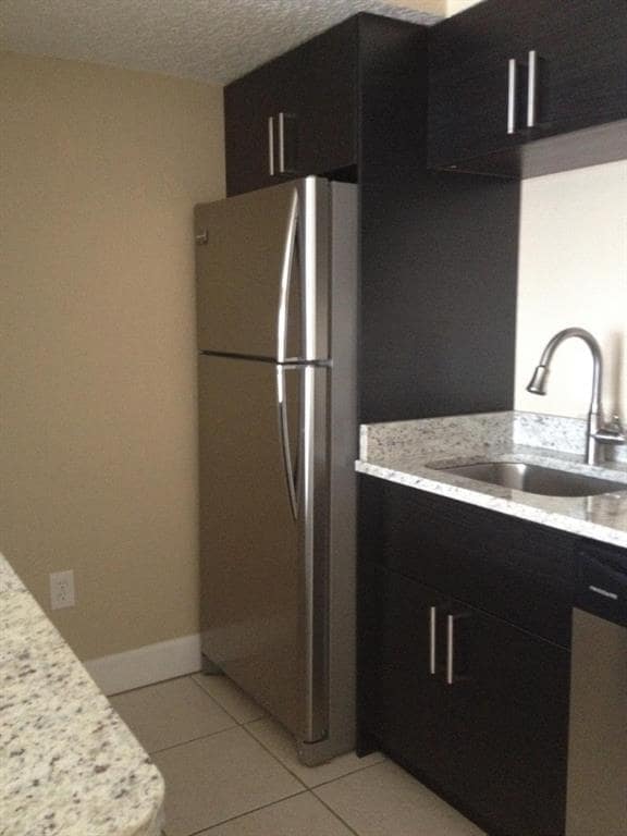 Building Photo - 2213 Grand Cayman Ct