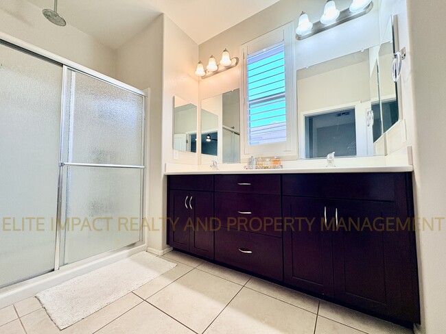 Building Photo - 6711 E Via Boca Grande