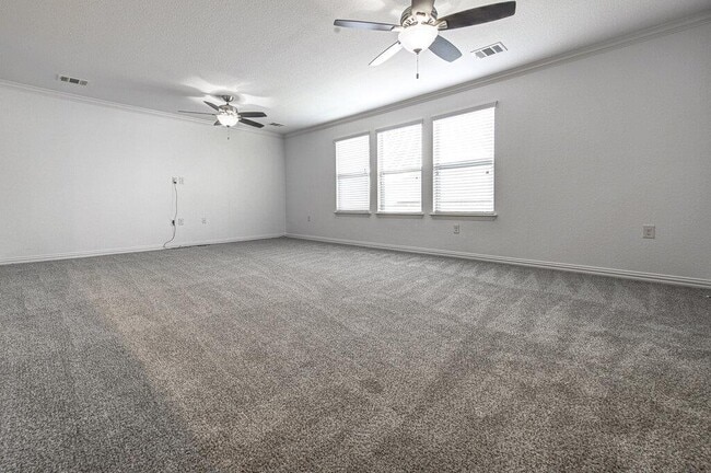 Building Photo - 7024 Vail Ridge St