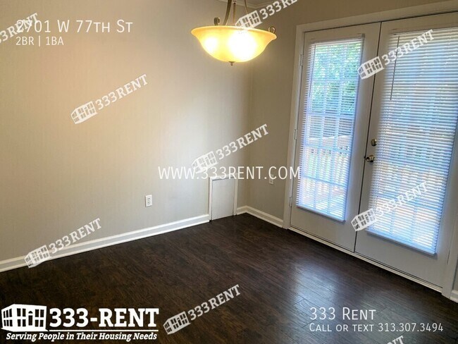 Building Photo - 2701 W 77th St