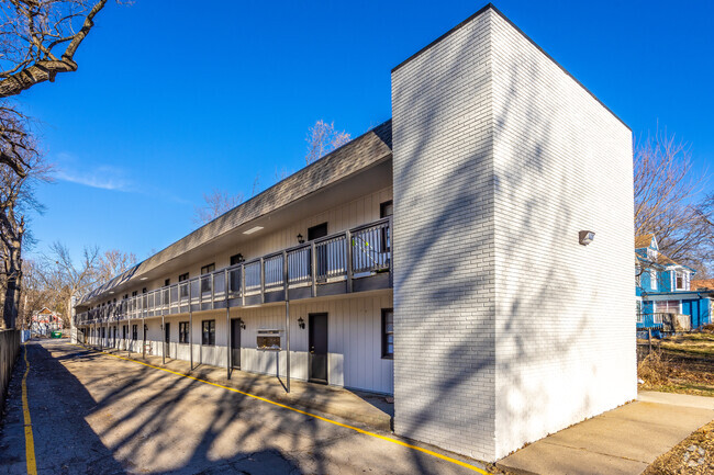 Primary Photo - Kingman Apartments