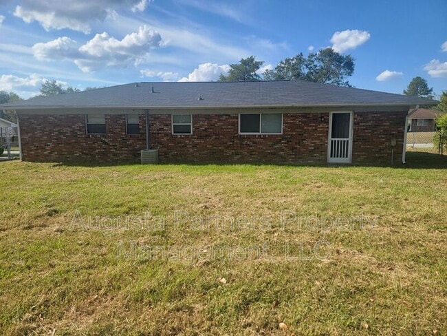 Building Photo - 3618 Audubon Pl