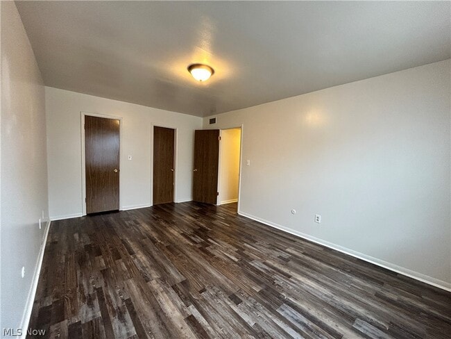 Building Photo - 4313 Earl Dr